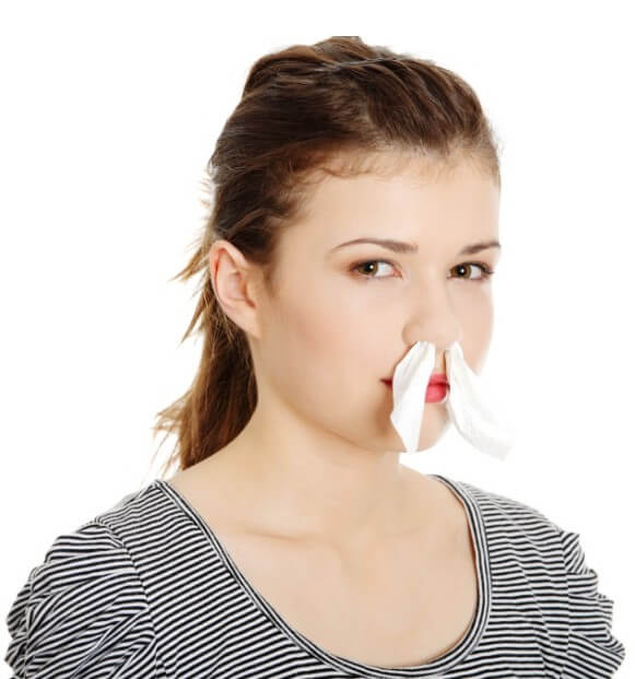코피가 나는 여성