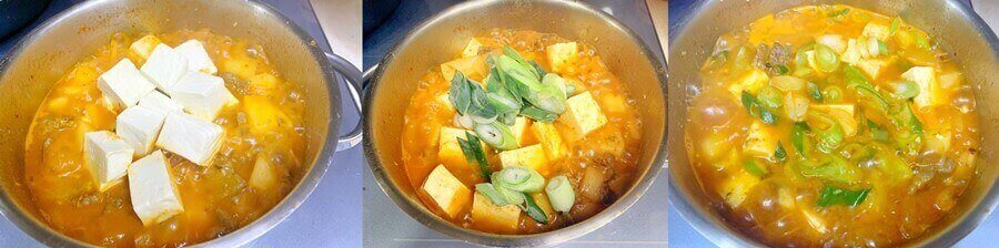 고추장찌개에 두부, 파를 넣고 마지막으로 끓이는 사진