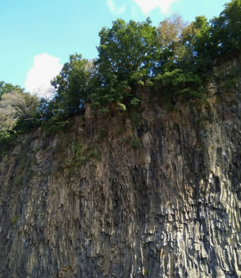 차탄천 주상절리 사진