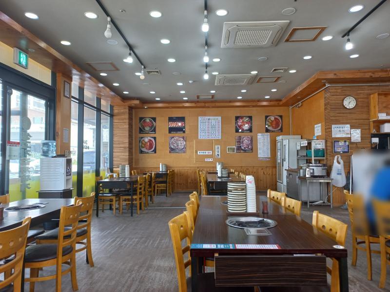 익산 24시 명가 생고기 김치찌개 매장내부