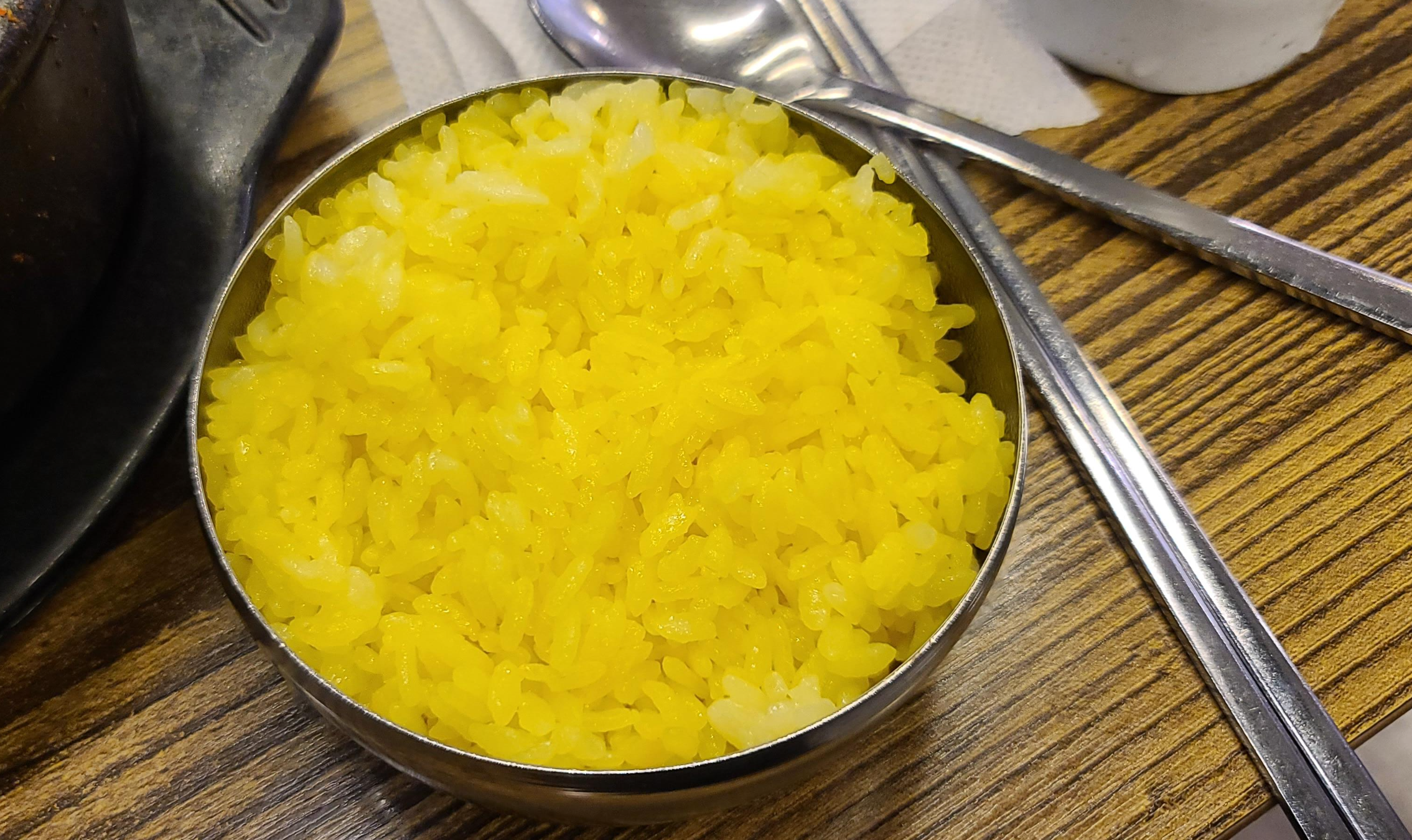 신사골옛날감자탕 뼈해장국 가격표 얼큰한해장국 밑반찬 생등뼈 강황밥