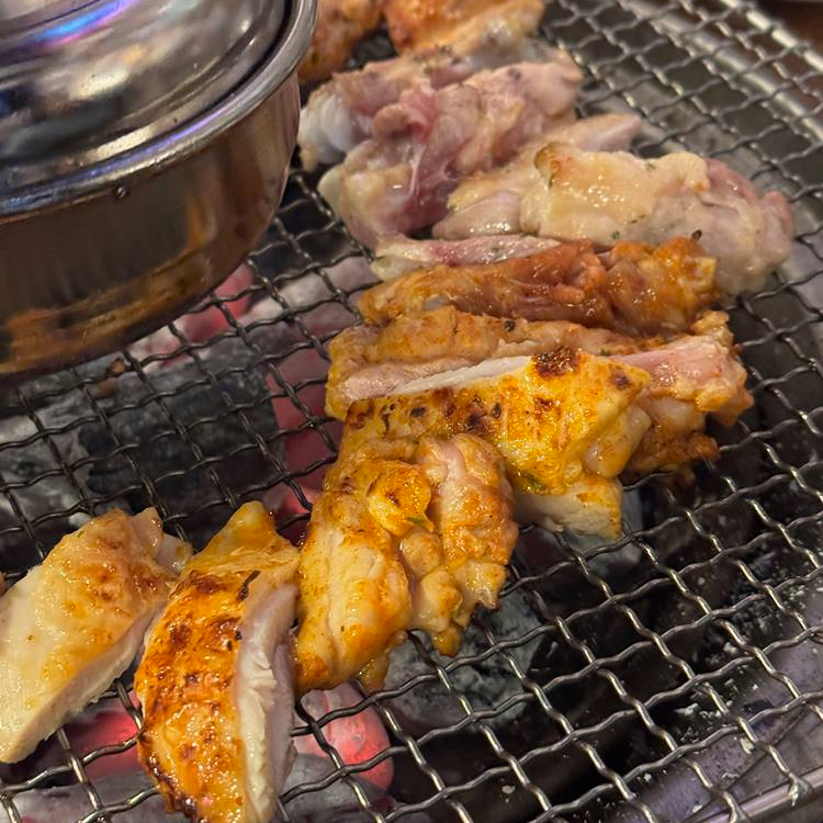 구워지는 닭갈비