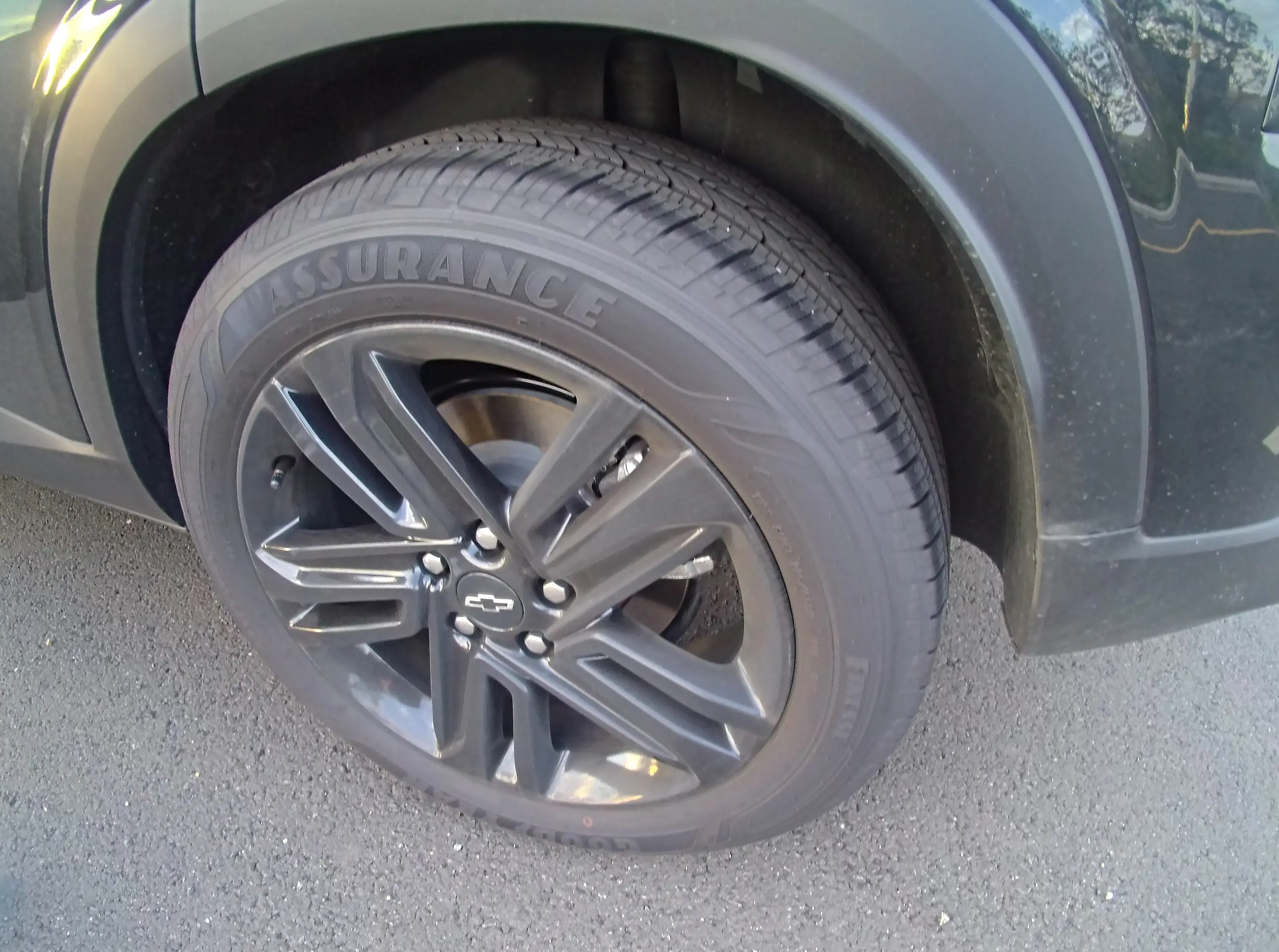 쉐보레 트랙스 크로스오버 액티브(블랙) - 외부