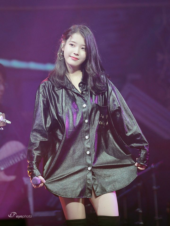 아이유 사진 모음 / 무대 코디 패션 / 일상 사복 패션