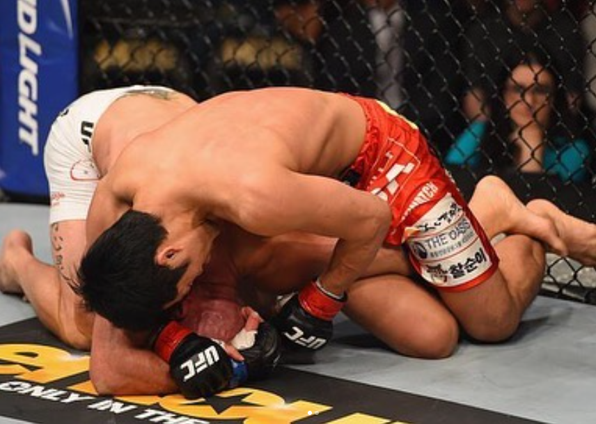 김동현-UFC-경기-장면-웰터급-파이터