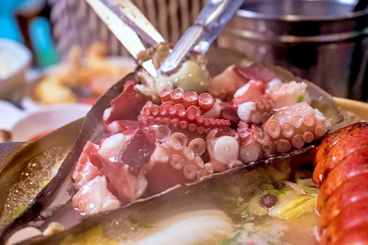 줄서는식당 김지민 고은아 추천 랍스터회, 랍스터찜, 피문어 해천탕, 해산물 랍스터 라면, 랍스터 코스요리 맛있는 식당 종로 익선동 맛집 소개