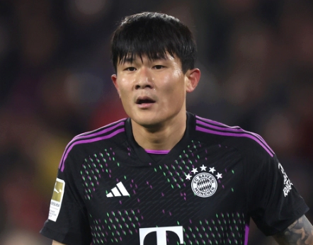 김민재 축구선수 프로필 나이 고향 학력 연봉 가족 와이프