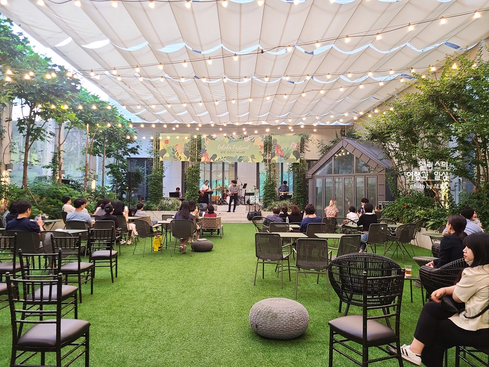 라까사호텔 광명 제 3회 랄랄라 페스티벌, 와인 한잔에 감미로운 재즈 선율 + 키즈풀패키지 이벤트(~2022.08.28)