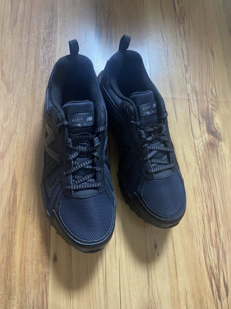 뉴발란스 스니커즈 신발 NBPFCS179K / 410V5 트레일 블랙 (2E)