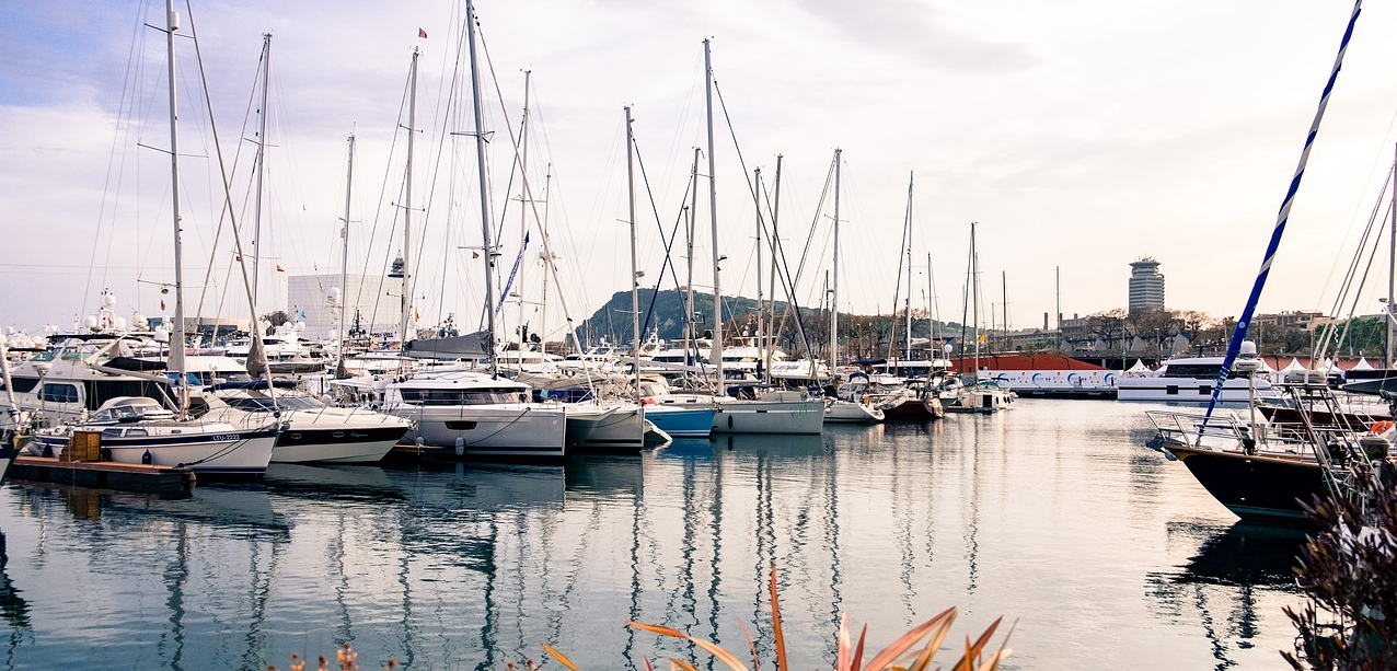 바다 보트 선착장 이미지