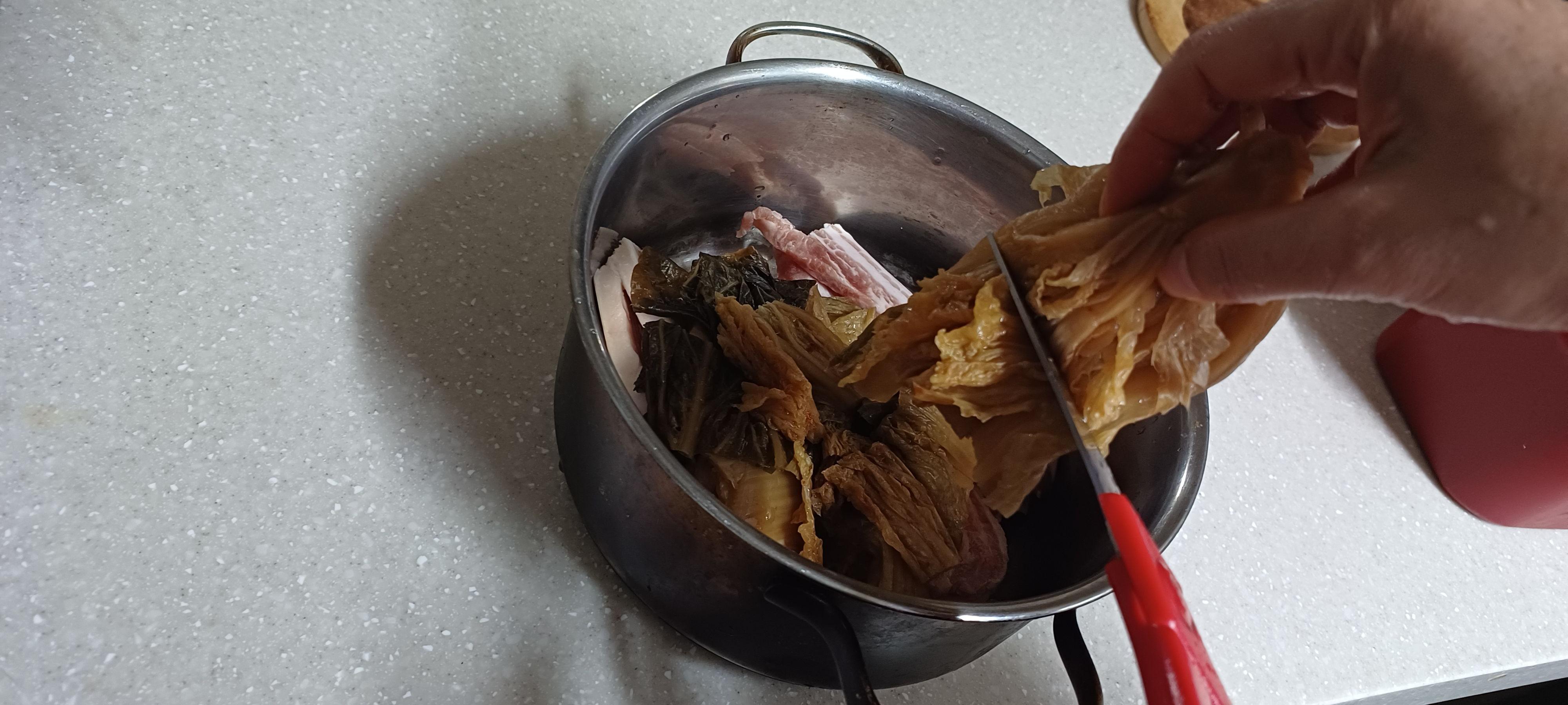 묵은지 잘라서 준비하기