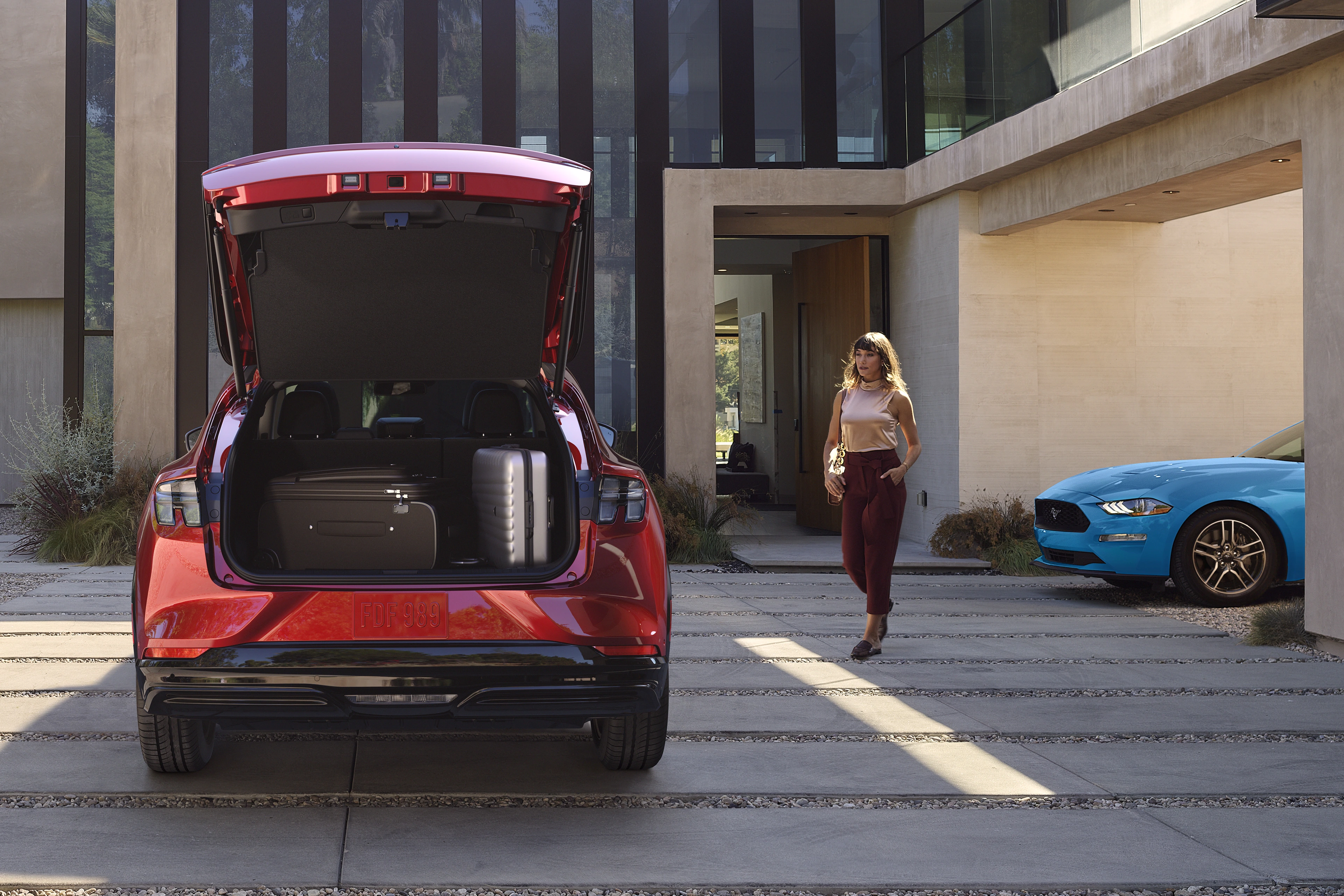 머스탱 마하 E트렁크