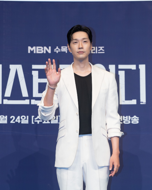지현우 탤런트