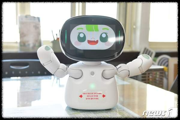 노인 돌봄 AI - 노인 케어서비스