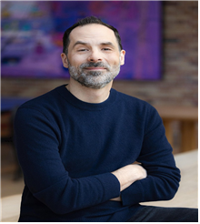 인사이드 아웃2 &quot;켈리만&quot; 감독 사진