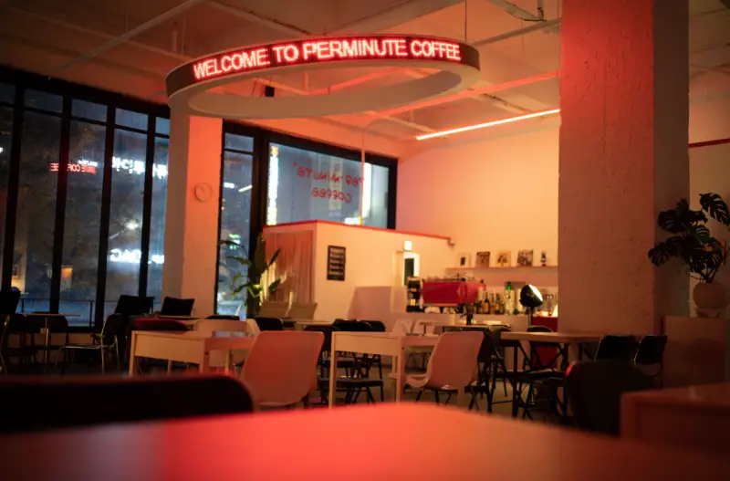 퍼미닛커피-카운터