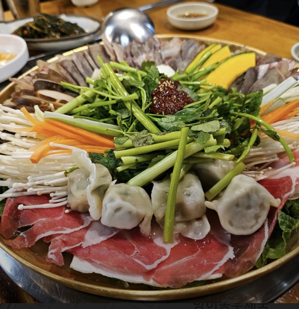 송파 어복쟁반 맛집 황산냉면 &amp;#124; 생방송 투데이 67년 노포 