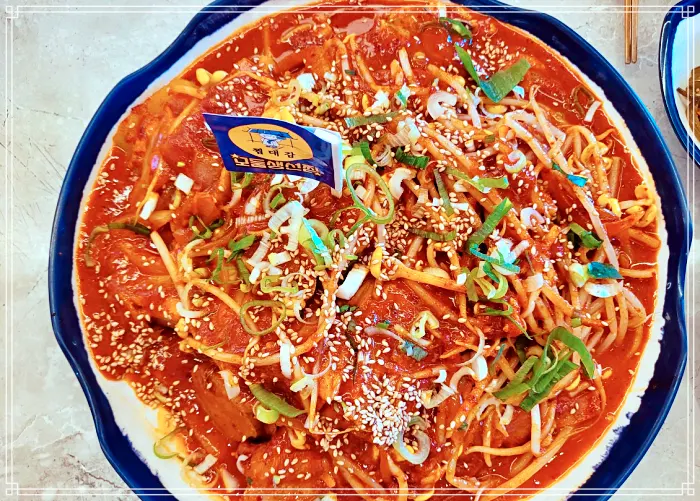 가볼만한 곳, 강릉, 세인트존스 호텔 맛집 우동 사리, 매콤 새우, 오징어, 전복찜