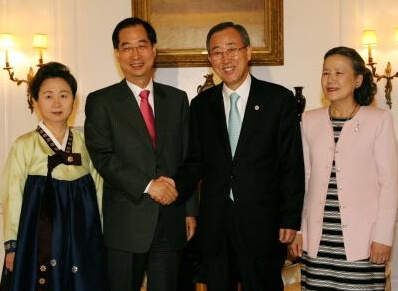 한덕수 반기문 부부 같이 찍은 사진