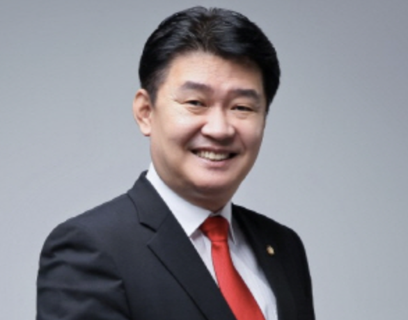 정용기 프로필
