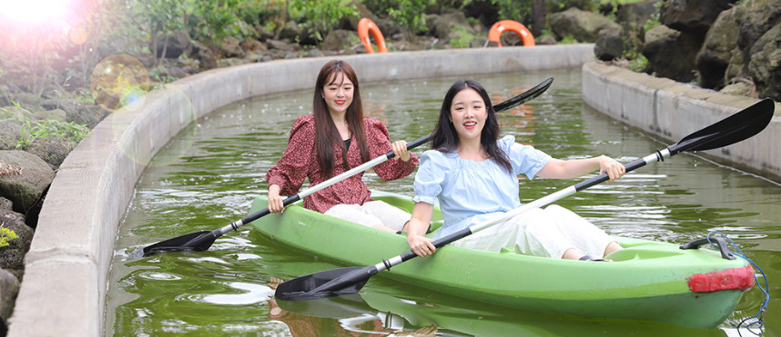 비체올린 카약 체험