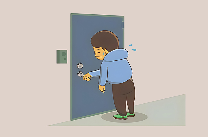 반복적인-문-잠금을-확인하는-남성