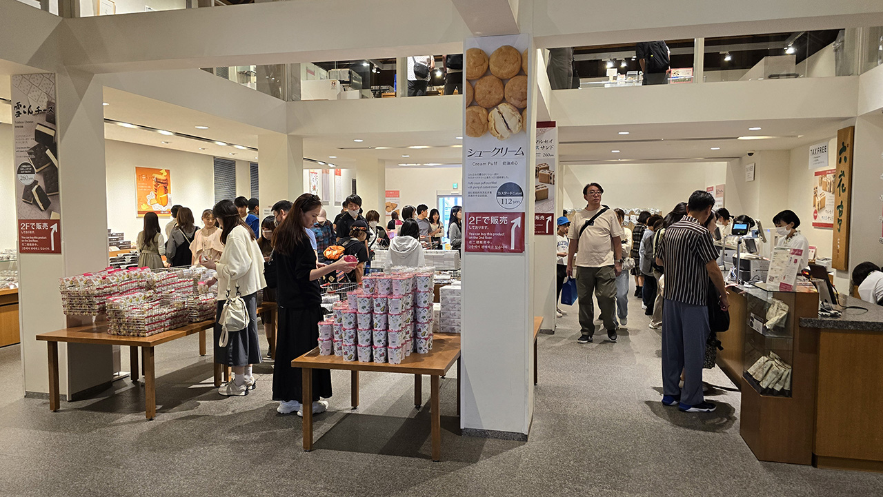 오타루 키타카로 본관 매장 내부