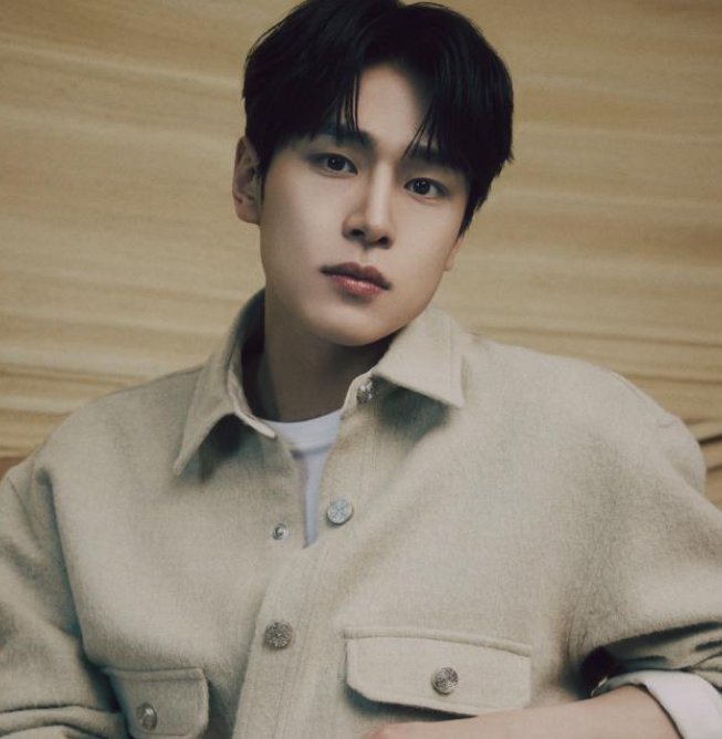배우 강유석