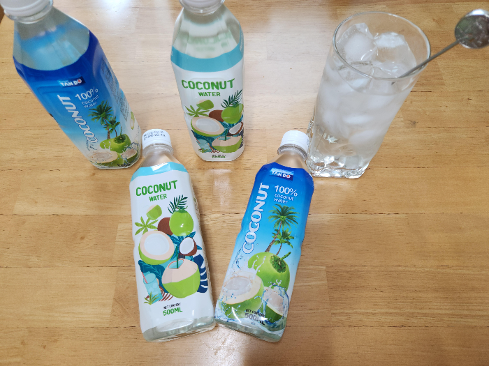 Coconut water 코코넛 워터