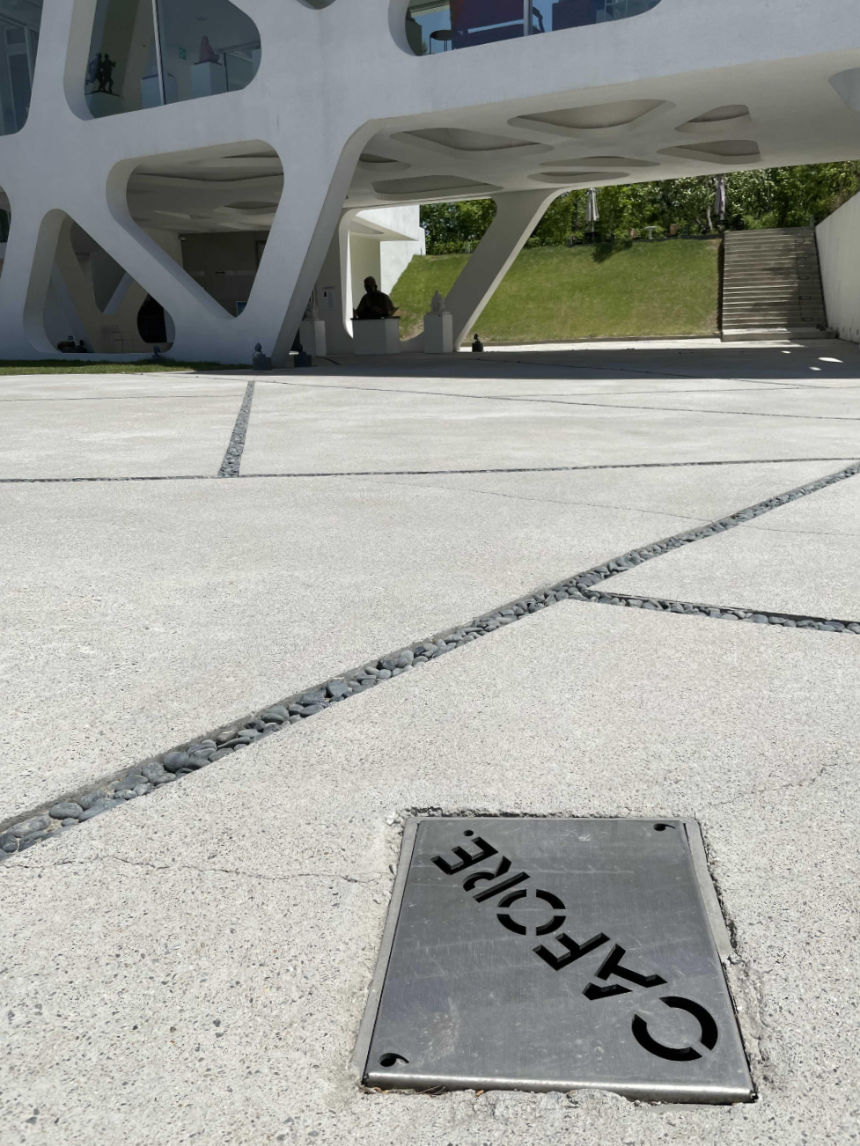 양평 갤러리 카페 카포레 배수로