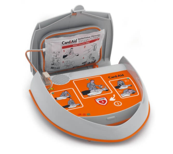 반자동 제세동기