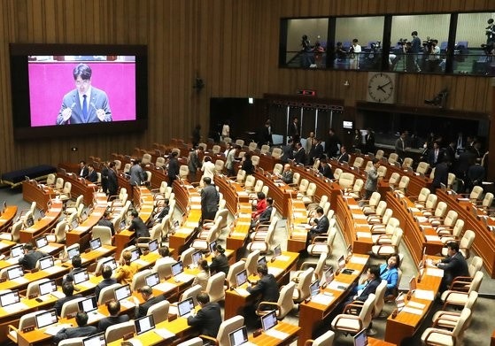 필리버스터 뜻과 한국 국회 사례 정리 : 민주주의를 지키는 최후의 장치 관련 사진