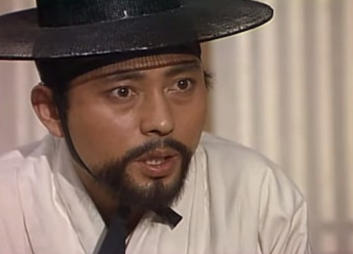 이원석 활동 중단