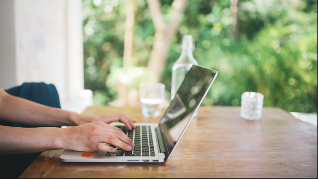 중장년이 시작하는 노마드 수입 구조