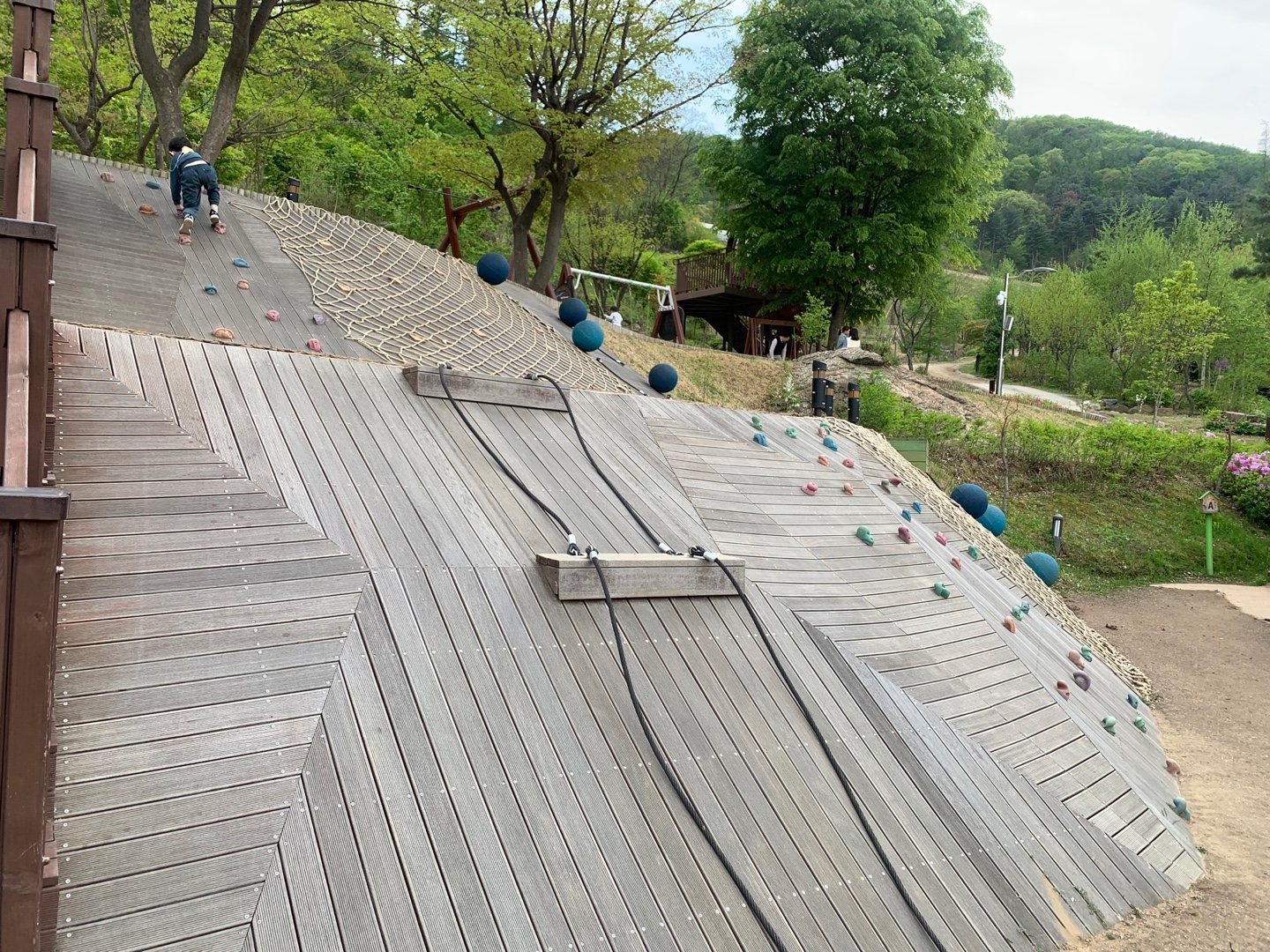 물맑음수목원 아름놀이터 클라이밍존