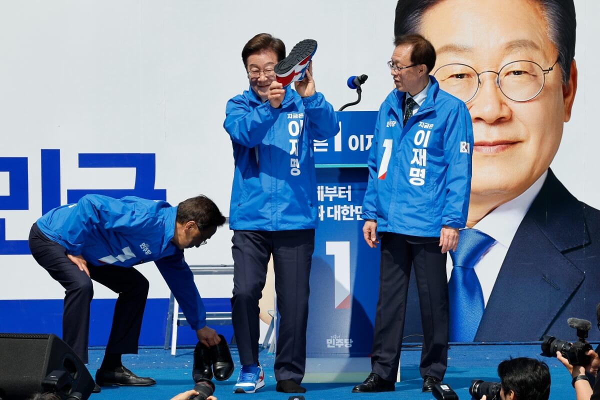 이재명 운동화 리복 클래식 레더 GY1522 구매 방법 총정리