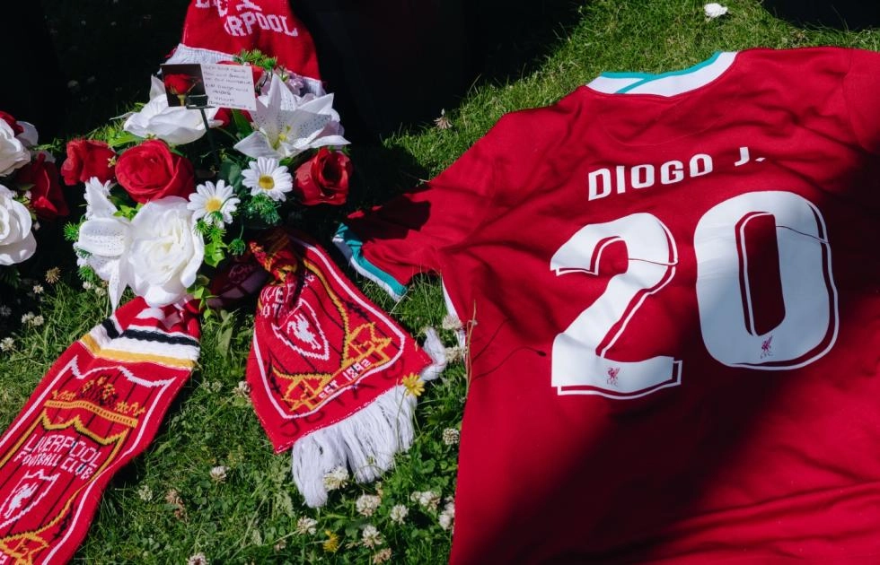 anfield-tributes-jota-cover-040725_f079e8155bd4c79ea71b7b04ada8dcd3