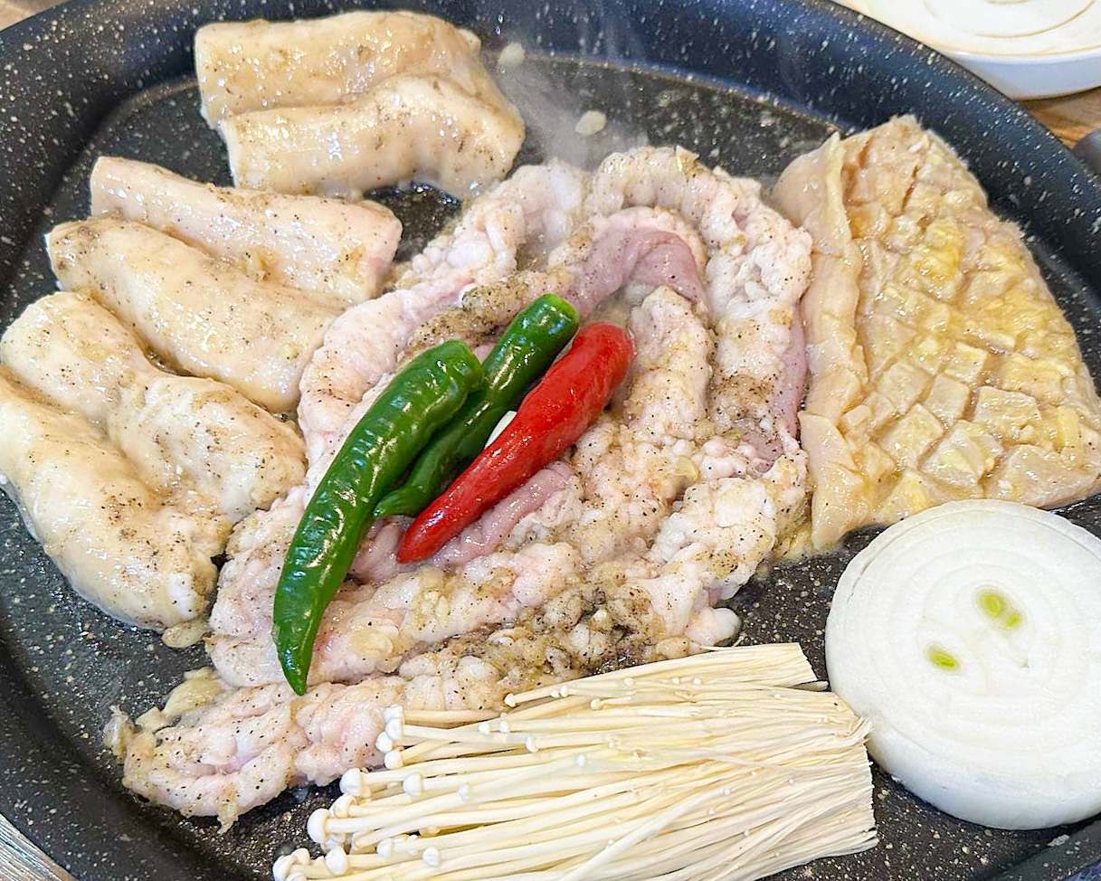 전현무계획 양곱창이 구워지는 사진