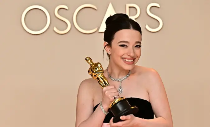 데미 무어 마이키 매디슨