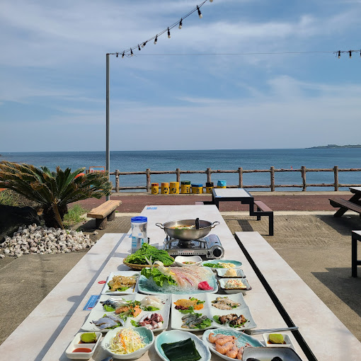 제주 성산 흑돼지 '전망좋은횟집&흑돼지'