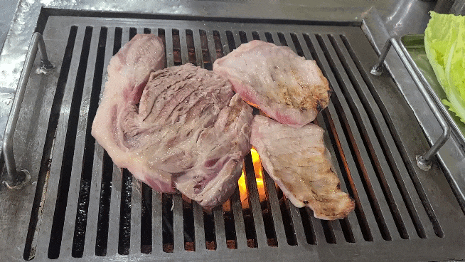 마포주먹고기-구워주기-2