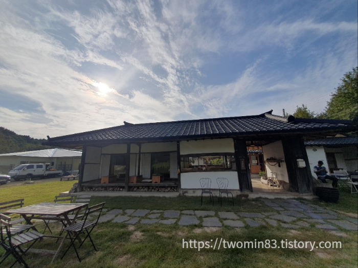 간양길카페 입구