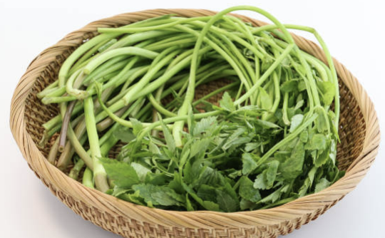 고혈압에 좋은 음식 8가지 추천 (최신)