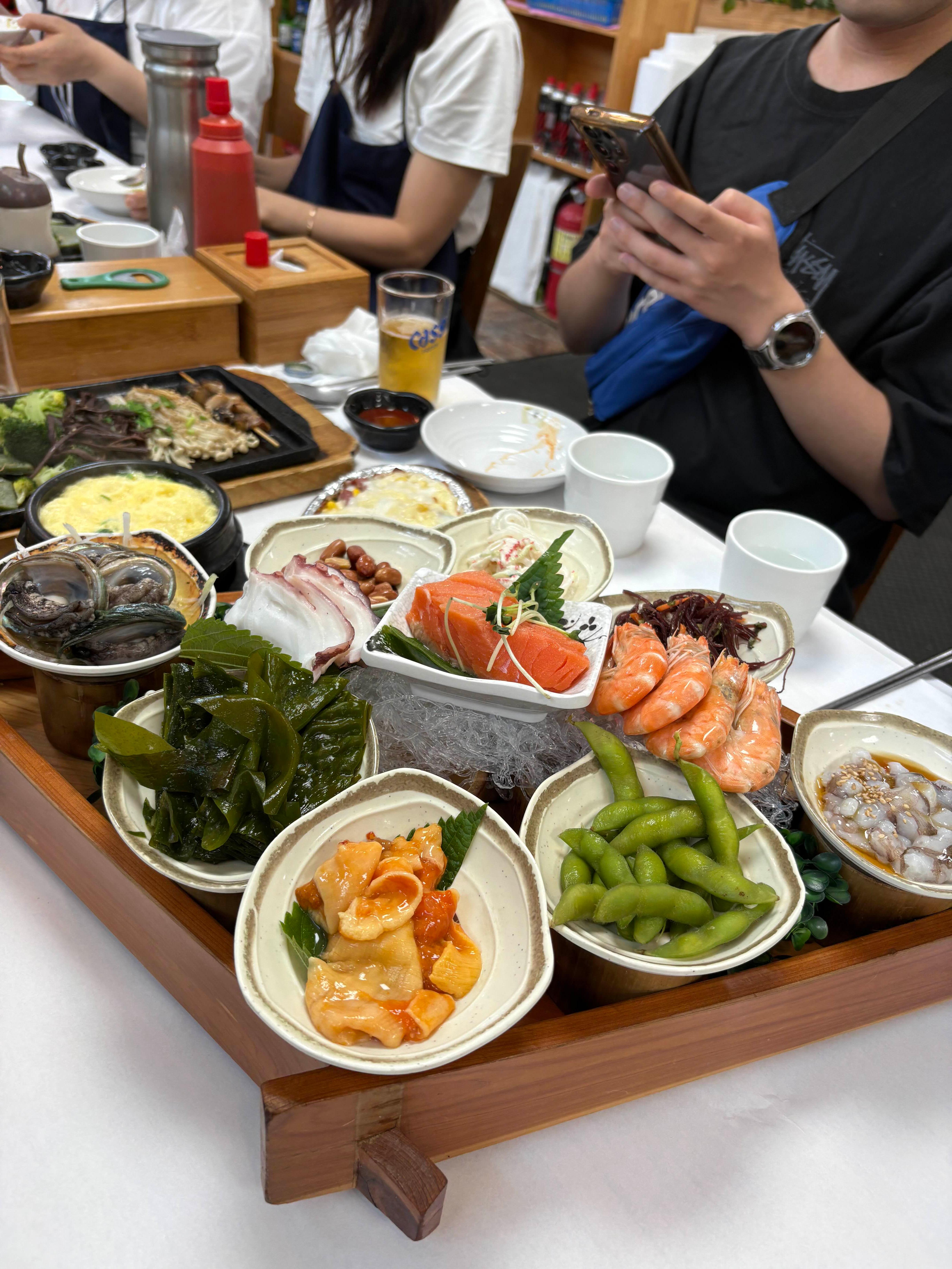 [서귀포 맛집] 쌍둥이 횟집 : 상다리 휘어지는 스끼다시의 천국 후기