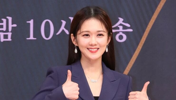배우-겸-가수-장나라