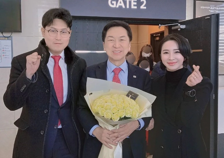 노예슬 프로필 나이 학력 정치 필라테스 몸매