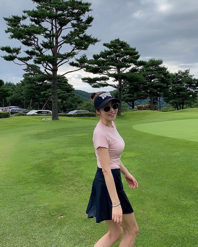 '위다겸' 골프 모델 인플루언서
