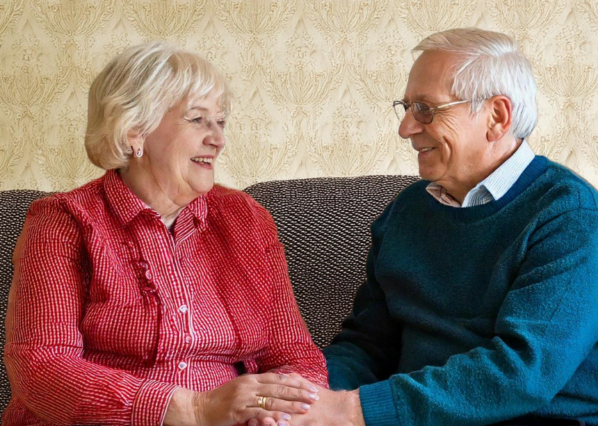 노인부부이미지