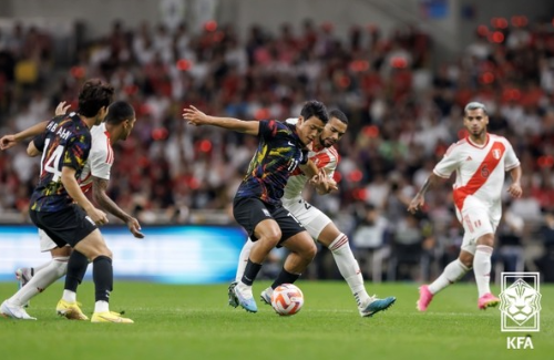 KFA 홈페이지 축구 경기 사진 이미지입니다.