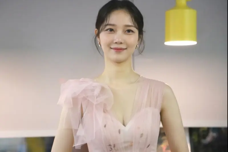 스캔들에서 민주련 역을 맡은 김규선